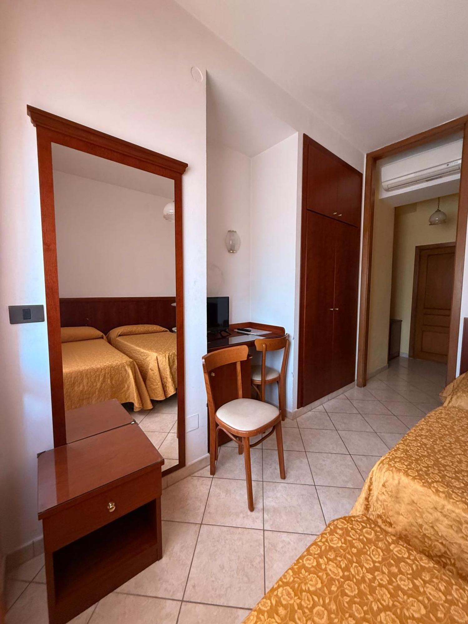 Grifone Hotel Perugia Eksteriør bilde